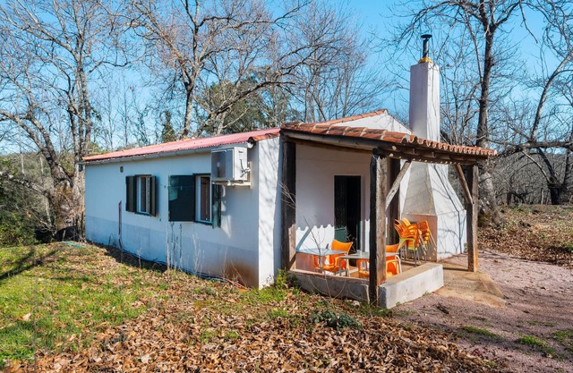 Landhaus 'La Casa Del Taller' mit Bergblick, Gemeinschaftspool und Klimaanlage