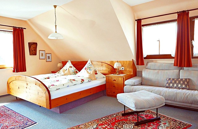 Ferienwohnung '75qm' mit Balkon und Wi-Fi