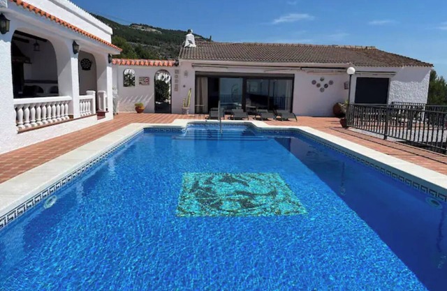 Finca 'Villa La Vista' mit Meerblick, Privatem Pool und WLAN