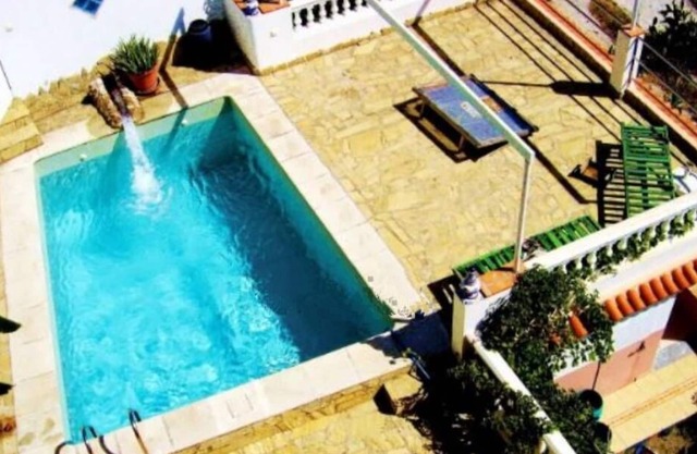 Country house with private pool and barbecue overlooking the Tropical Valley.