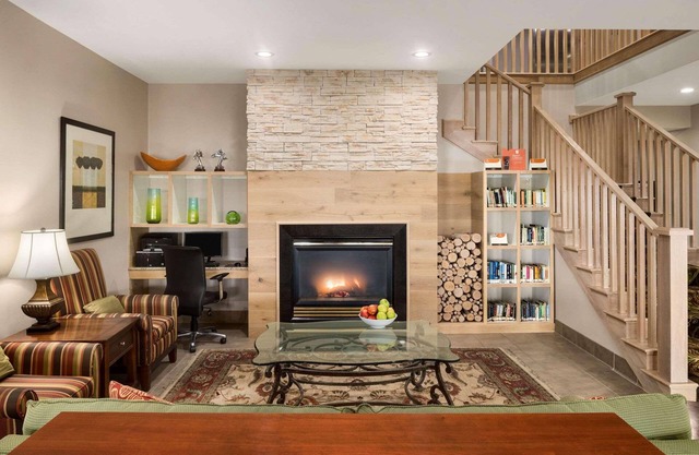 Country Inn & Suites by Radisson, Louisville South, KY