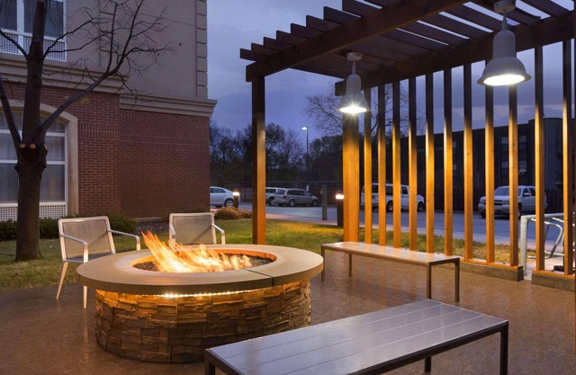 Country Inn & Suites by Radisson, Bloomington at Mall of America, MN