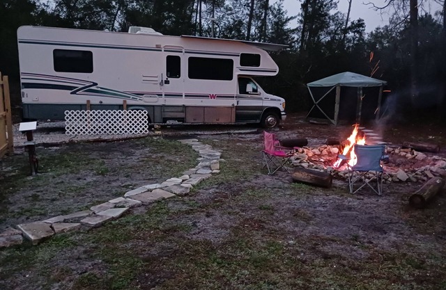 Country Living RV Stay