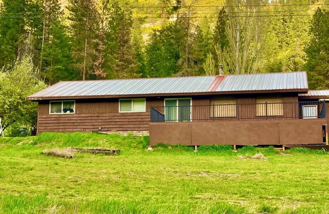 Country Mountain Farmhouse Work Remote Monthly near Quiet Leavenworth Forest