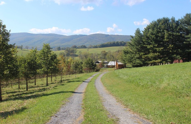 Country Retreat, Pferdehotel, der Traum eines Amateurastronomen