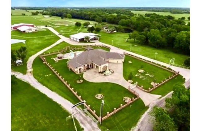 Country Side Spacious ranch home