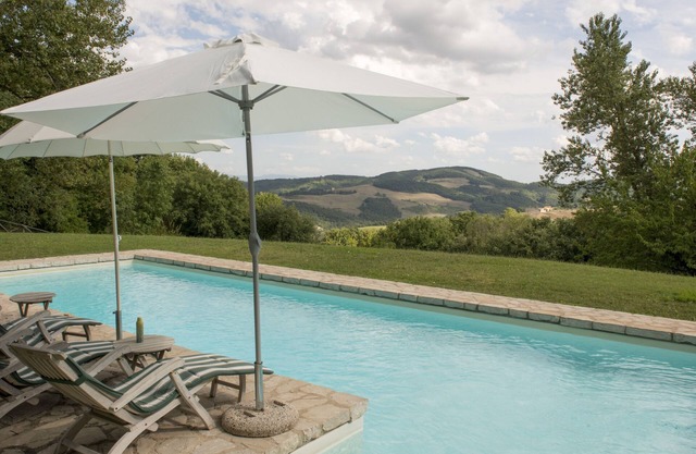 Stein-Landhaus mit Privatpool