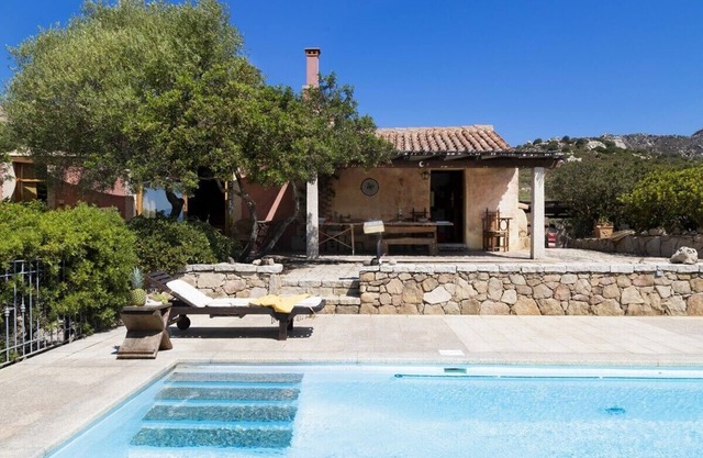Country villa with private pool and sea views near the Costa Smeralda