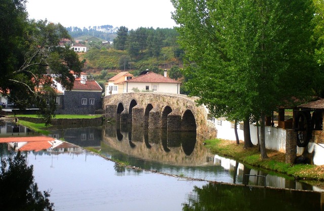 Urlaub auf dem Land und Fluss Strände