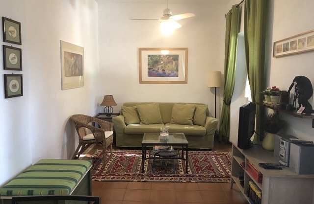 Ferienwohnung mit Garten, Pool, Jacuzzi und Park