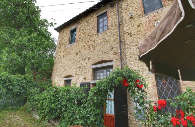 Bauernhaus mit Schwimmbad in Poggibonsi