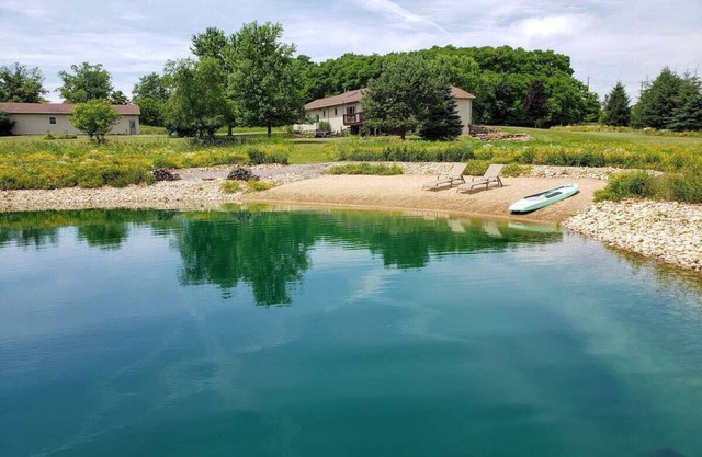 Landhaus in der Nähe von Green Lake w / Whirlpool, Strand, Schwimmen