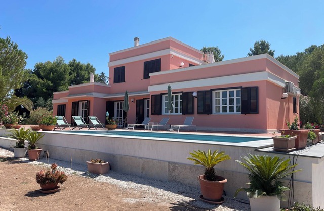 Landvilla mit Blick über Trani & das Meer