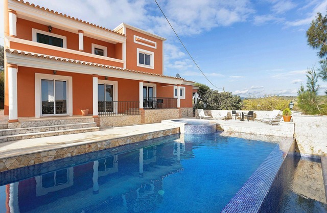 'Countryside Villa' mit Pool, Whirlpool, WLAN, Terrassen und Garten