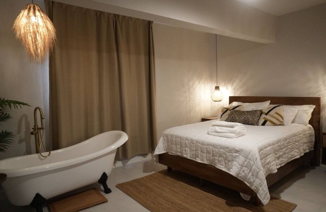 Couple's Getaway Suite at Ocean Park Beach Club