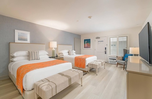 Courtyard 2 Double at Beach Terrace, Outdoor Pool, Sundeck, 2 Units