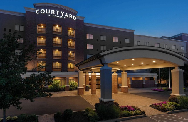 Courtyard Buffalo Airport