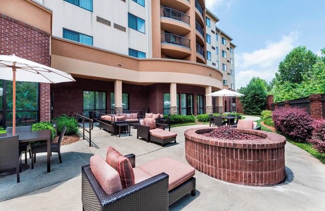 Courtyard by Marriott Atlanta Buford Mall of Georgia