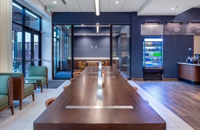 Courtyard by Marriott Conway