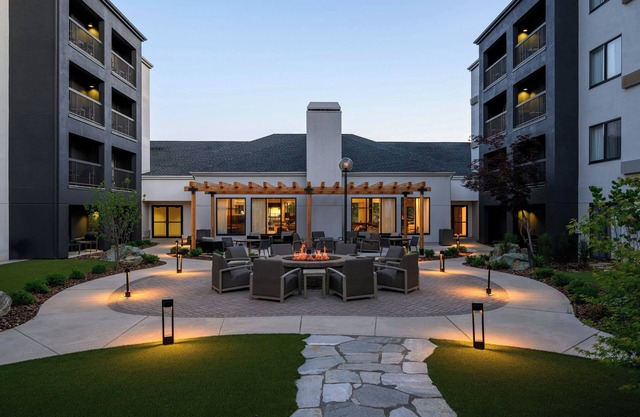 Courtyard by Marriott Downtown Boise
