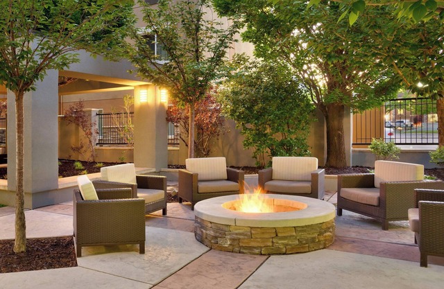 Courtyard by Marriott Sandy