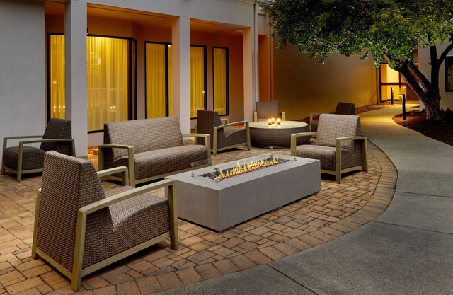 Courtyard by Marriott Charlottesville