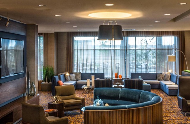 Courtyard by Marriott Winnipeg Airport