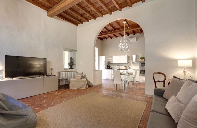 Courtyard Suite, 1 Minute Santa Croce Platz