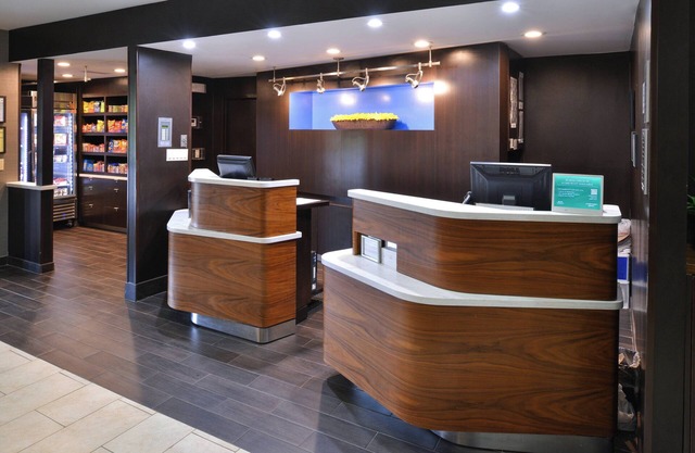 Courtyard Suwanee by Marriott