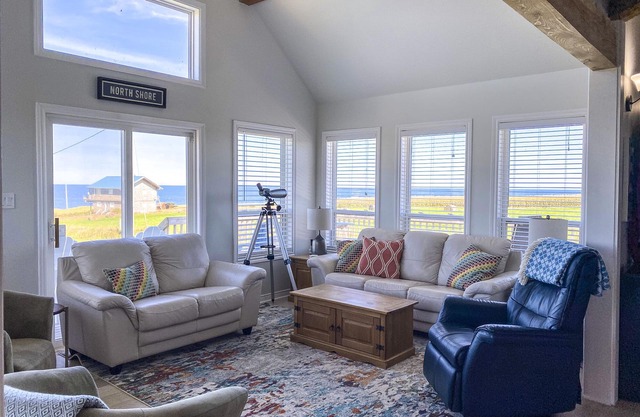 Cousins Shore Beach, Meerblick, Private Cottage - PEI Ocean Villa