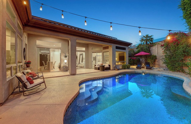Covered Patio & Resort Amenities: Scottsdale Home