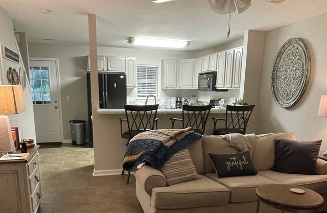 “Cowbella” new remodel. 5 minutes from MSU. Super host and premier host