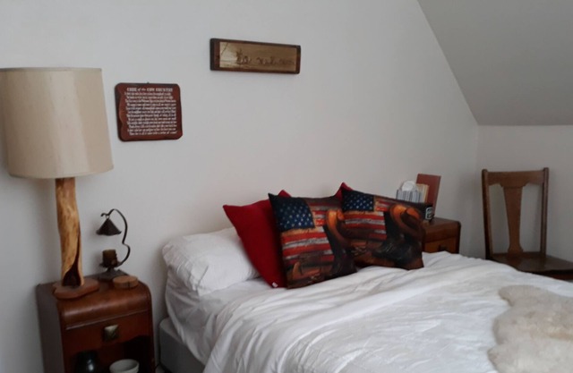 Cowboy Room at Kay's Country Place, Dog friendly