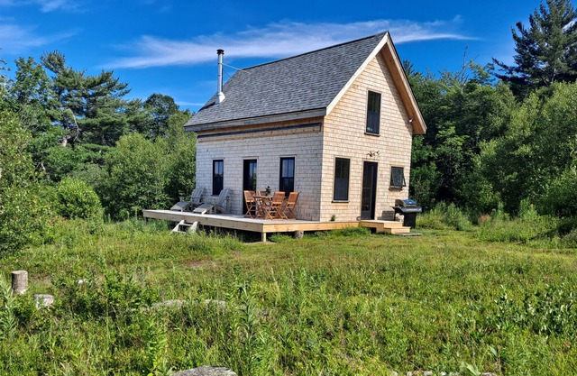 Coyote Ridge Cabin, 4 Seasons, Off Grid