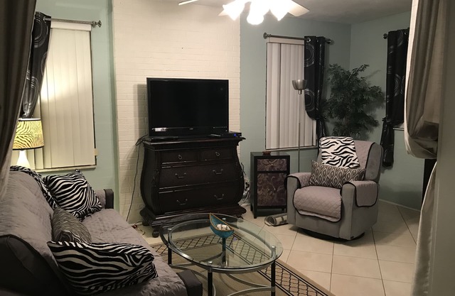 Beach-Side 2UNITS-Walk2Beach: 1BD / 1BA / LR / Küche-Einheit: WIFI / Kabel-Einheit # 2 Preis