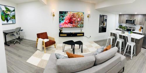 Coziest & Modern Basement Retreat East of Calgary