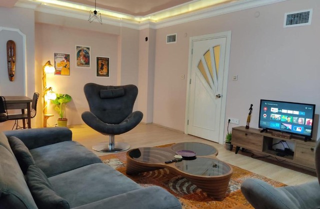 Cozy 1+1 and garden, in center of Kadıköy-İstanbul