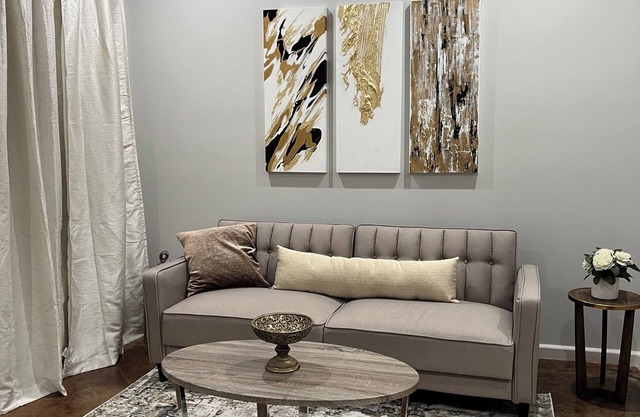 Cozy 1-bedroom 1 bath condo in walking distance to downtown Lafayette.