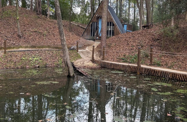 Cozy 1-bedroom Aframe cabin With Wifi