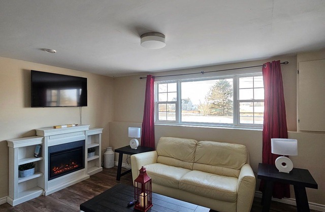 Cozy 1-bedroom apartment with WiFi, AC in welcoming Mount Herbert
