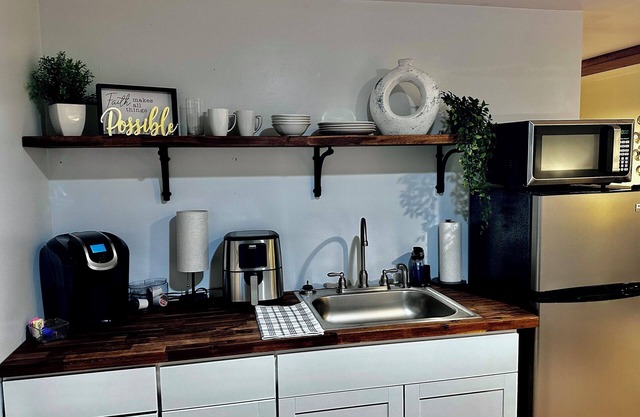 Cozy 1-bedroom apartment central in Johnson City