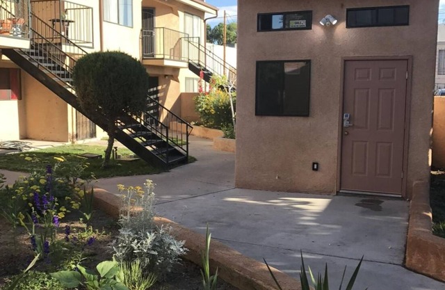 Cozy 1-bedroom apartment in central Albuquerque