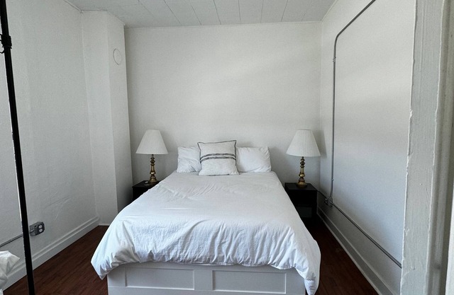 Cozy 1-bedroom apartment with WiFi, AC in charming Chewelah