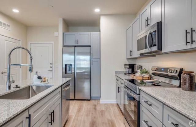 Cozy 1-bedroom apartment with WiFi, fitness room in enjoyable Glendale
