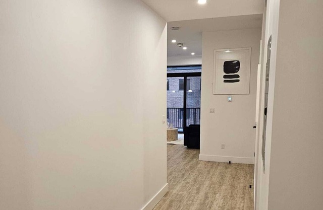 Cozy 1-bedroom apartment In a a Luxury Amenity Building!