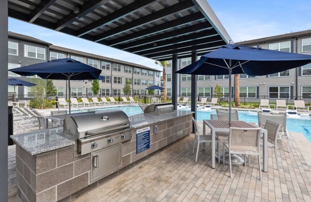 Cozy 1 bedroom apartment in delightful Houston with AC, WiFi, fitness room