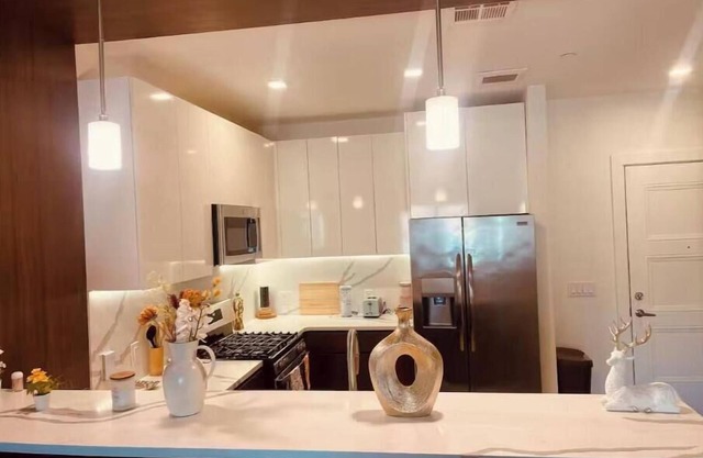 Cozy 1-bedroom apartment in the heart of Downtown, 3 minutes from Prudential