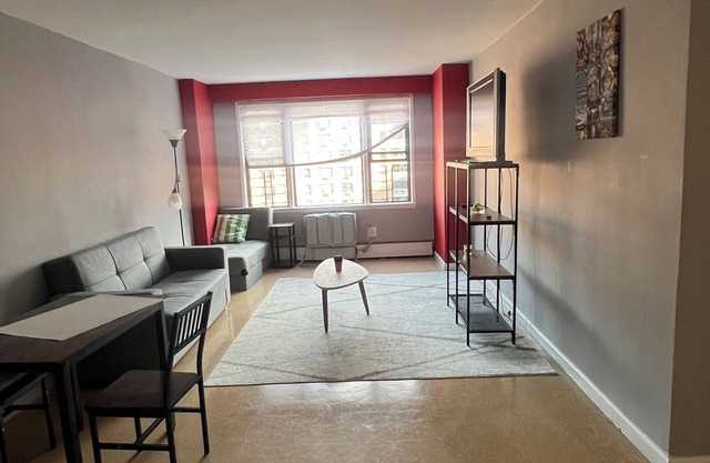 Cozy 1-bedroom apartment in fantastic Queens with WiFi, AC