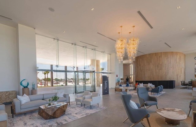 Cozy 1-bedroom condo that sleeps 4, over 1,000 sqft living.