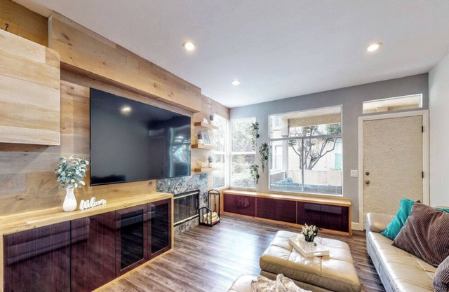 Cozy 1-bedroom condo with fitness room, WiFi in cool Foothill Ranch